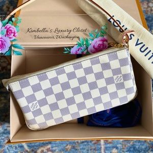 ❌SOLD❌ Pochette Accesories👛